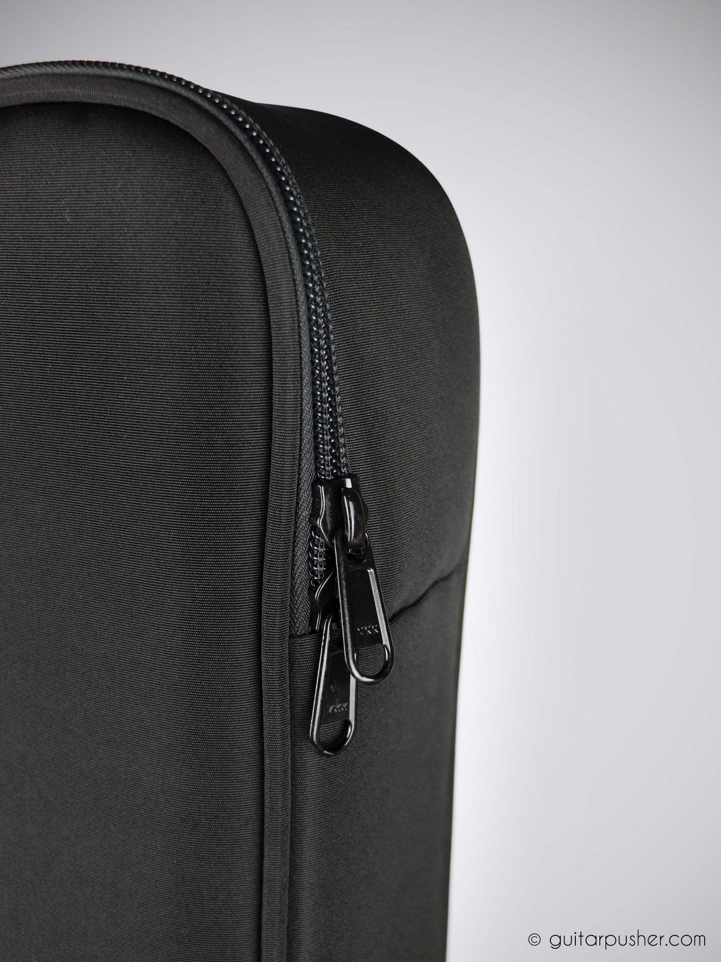Kavaborg LUX Waterproof Heavy Padded Bass Guitar Gig Bag (FB-90B) - GuitarPusher