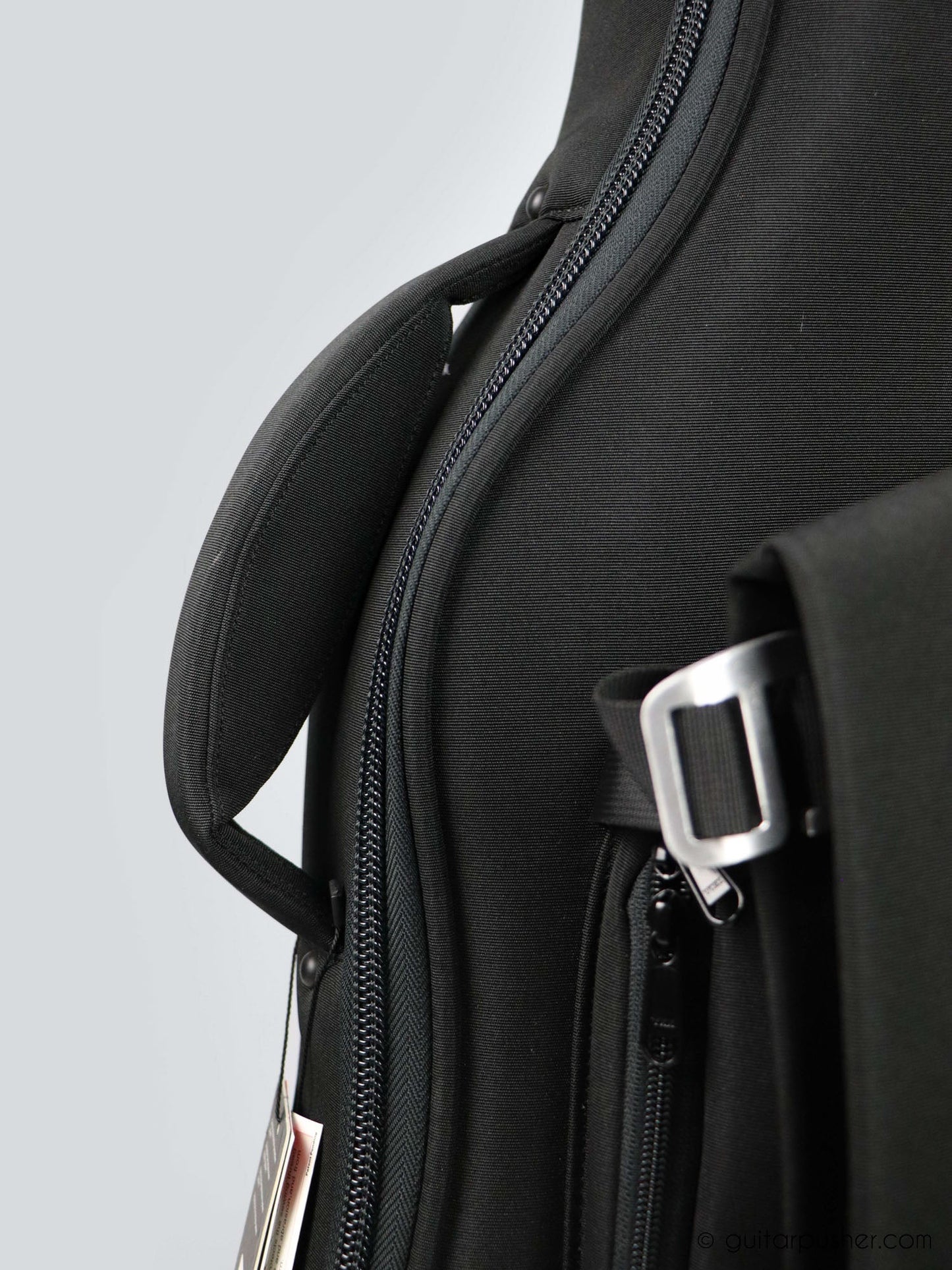 Kavaborg LUX Waterproof Heavy Padded Electric Guitar Gig Bag (FB-50E) - GuitarPusher