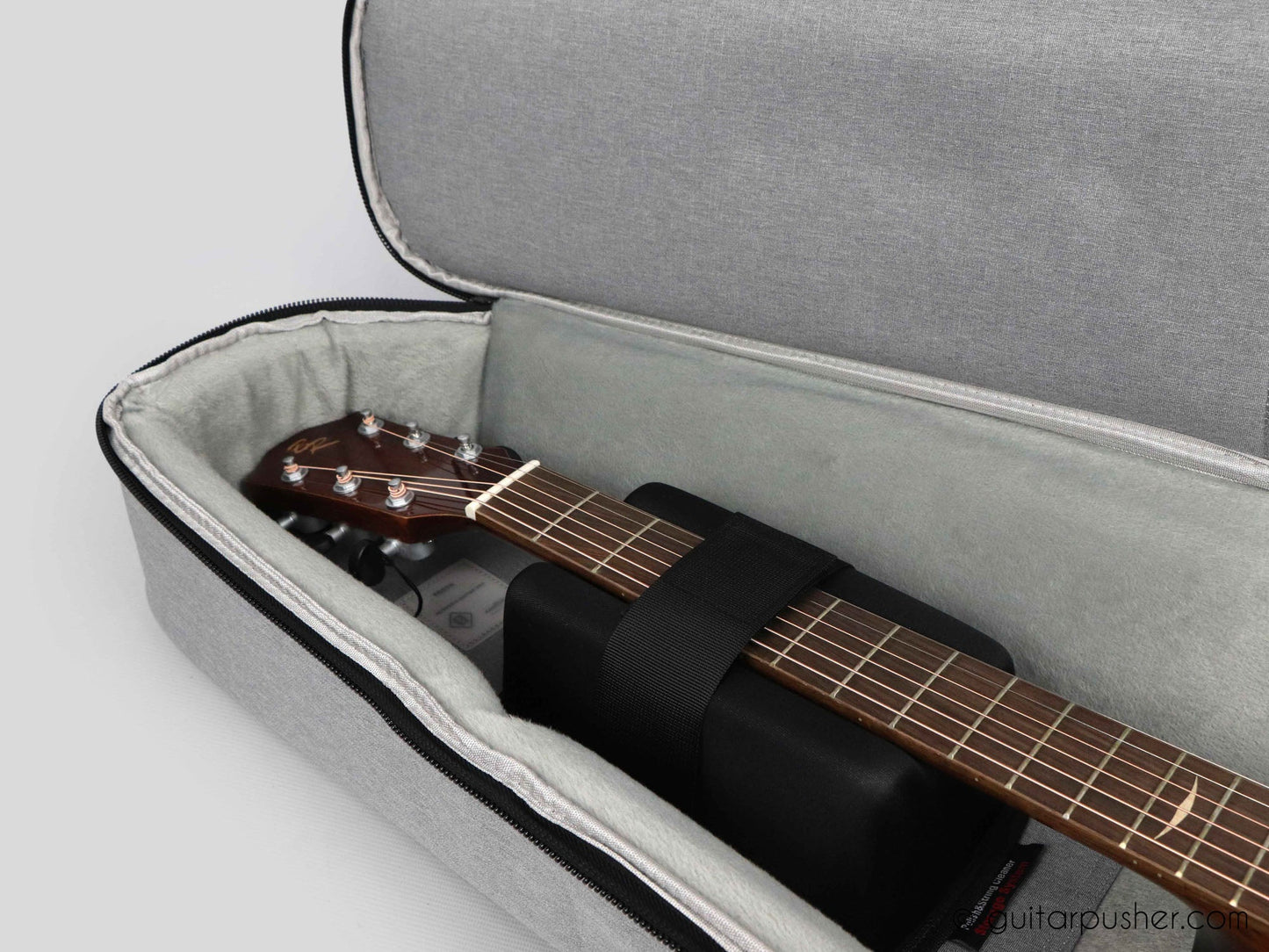 Kavaborg LUX A Premium Acoustic Guitar /Semi-Hollow Gig Bag - GuitarPusher