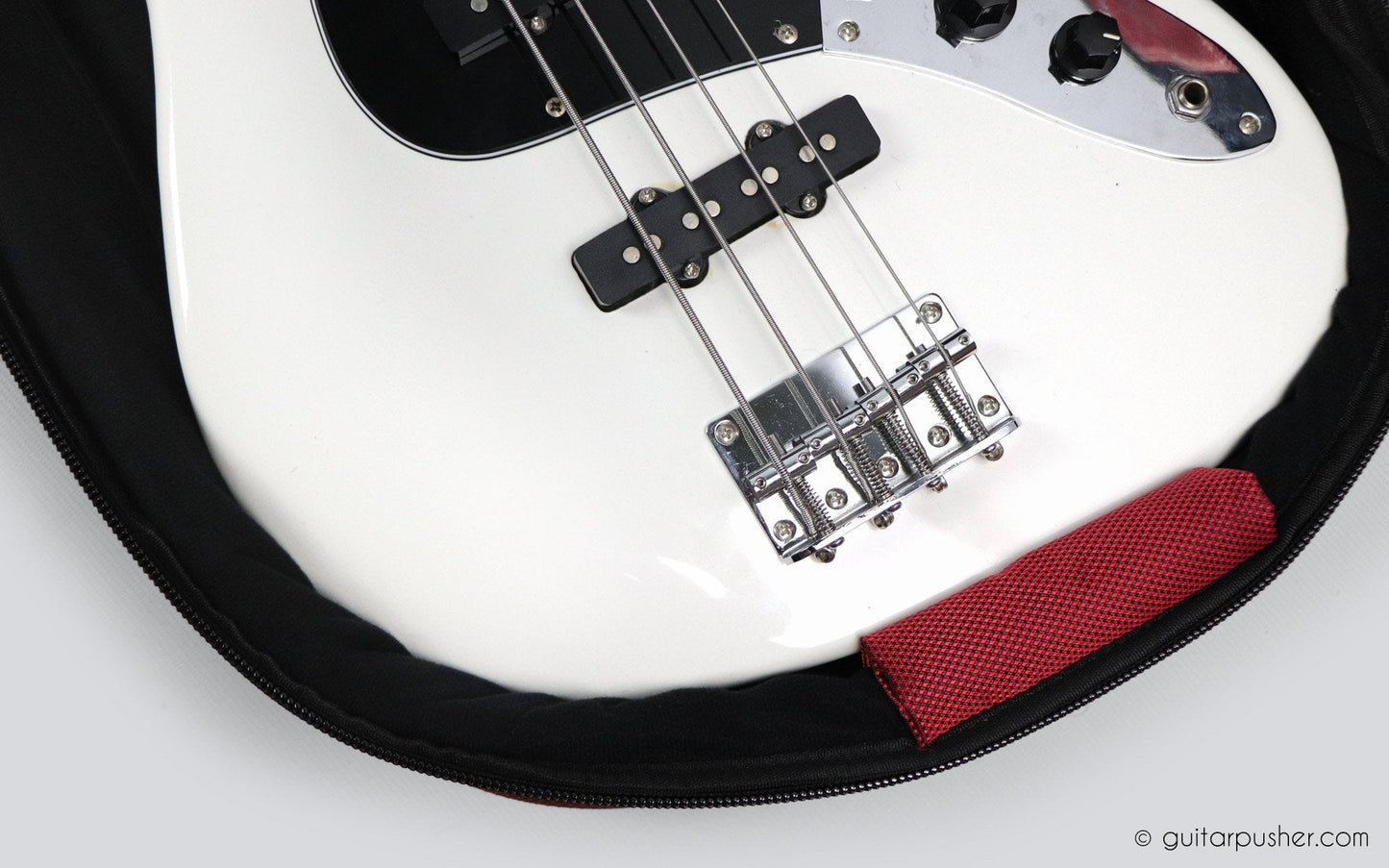 Kavaborg Bass Guitar Gig Bag (HG600B) - GuitarPusher