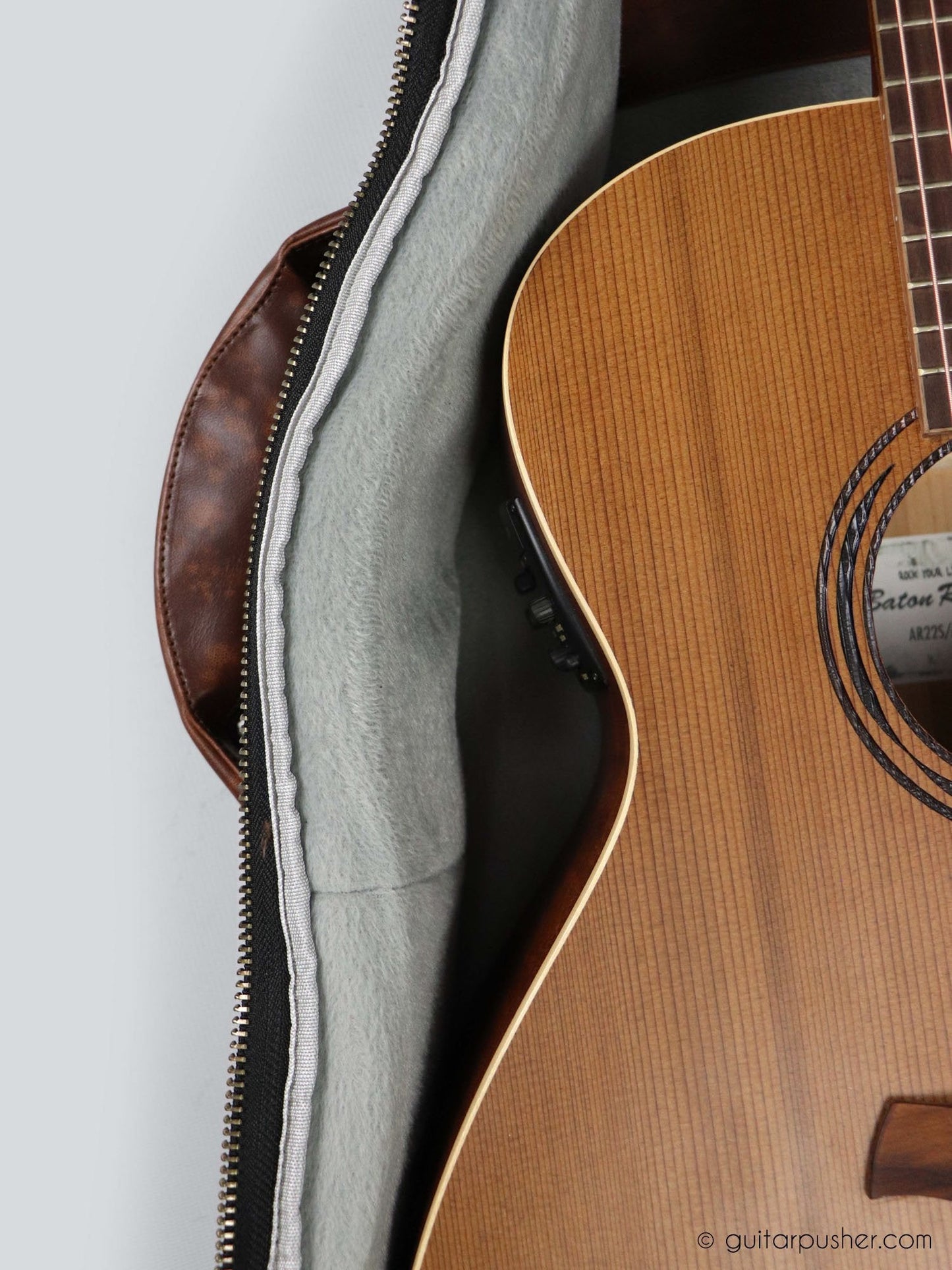 Kavaborg KTP99 Premium Acoustic Guitar Gig Bag - GuitarPusher