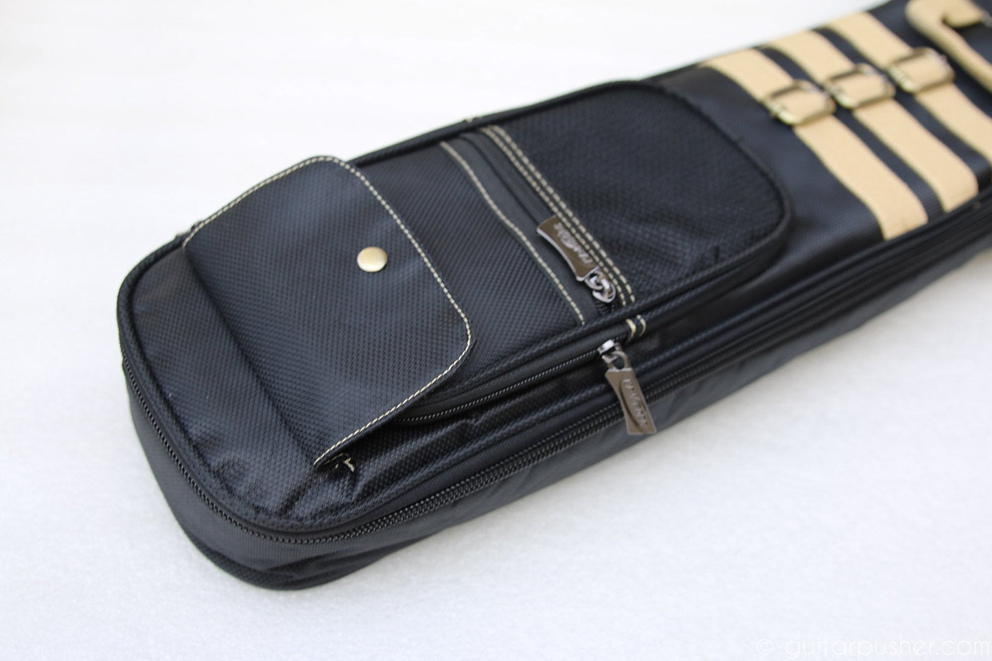 Kavaborg Bass Guitar Gig Bag (HG600B) - GuitarPusher