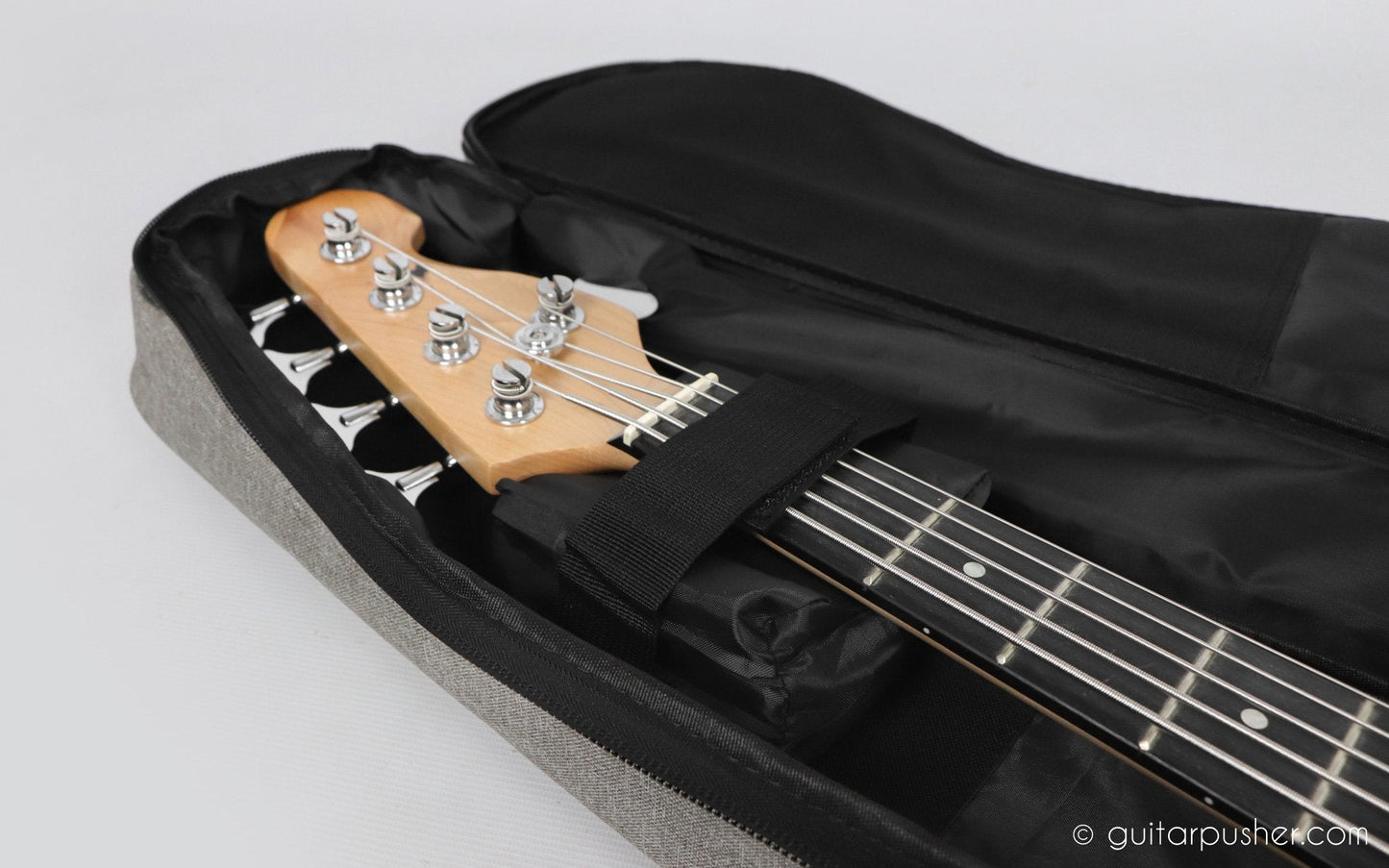 G-Craft LUX Lite B Padded Gig Bag for Bass Guitar - GuitarPusher