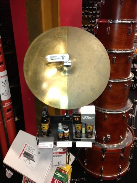 Music Nomad Cymbal Cleaner - Acid Free Cleaner, Polisher, Protectant for Brilliant Finishes (8 oz.) MN111 - GuitarPusher