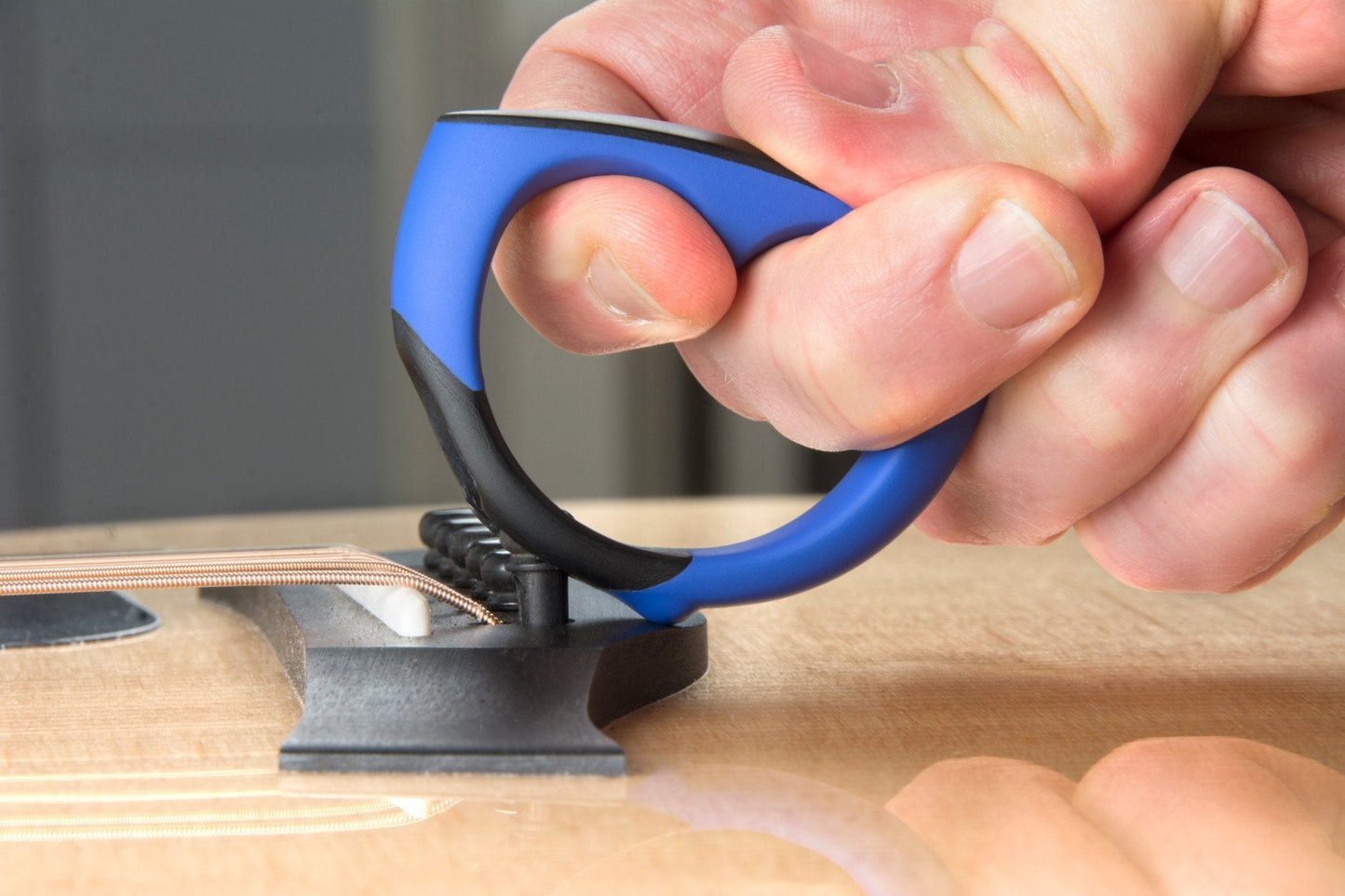 Music Nomad GRIP Puller - Premium Bridge Pin Puller MN219 - GuitarPusher