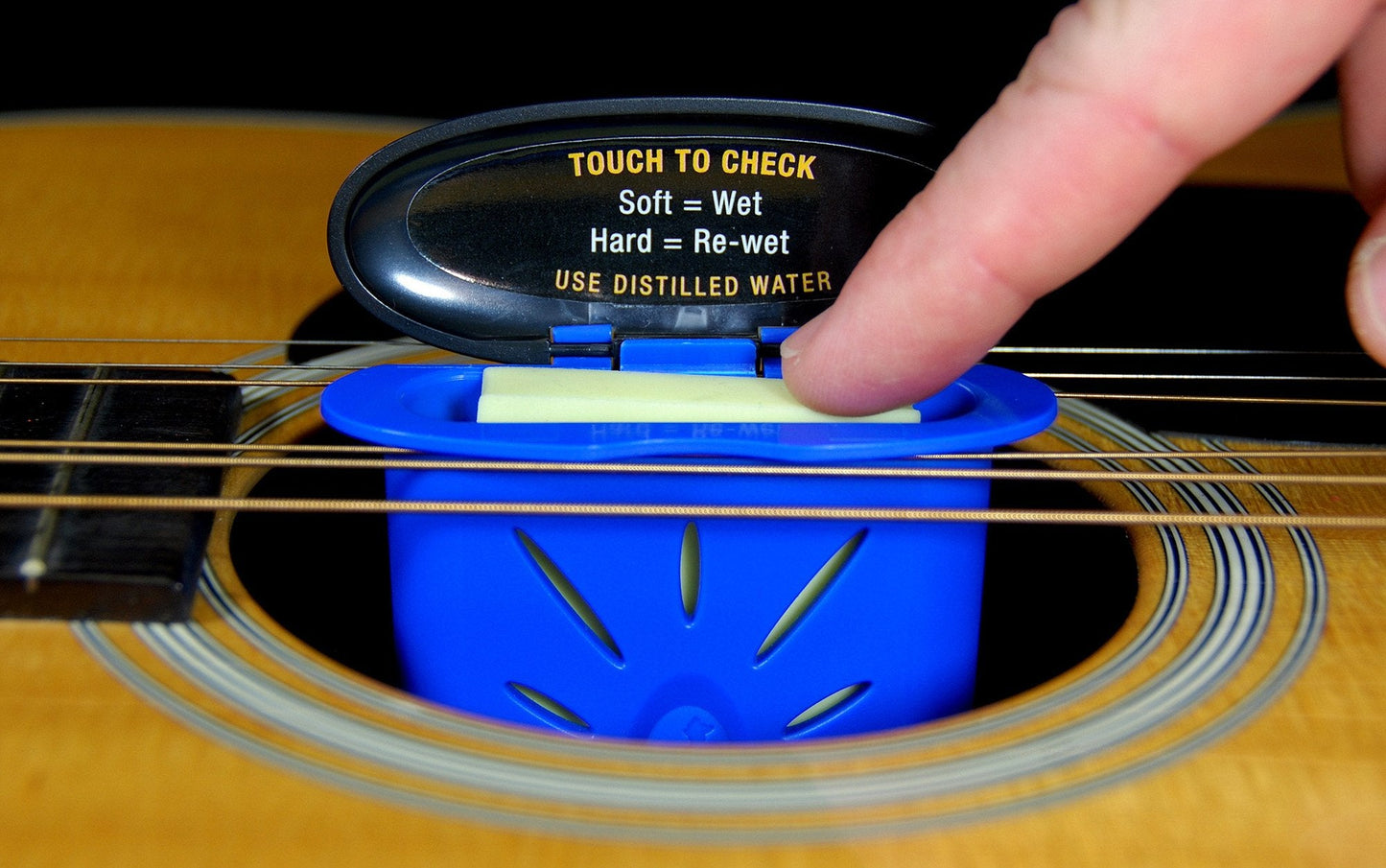 Music Nomad The Humitar - Acoustic Guitar Soundhole Humidifier MN300, MN301 - GuitarPusher