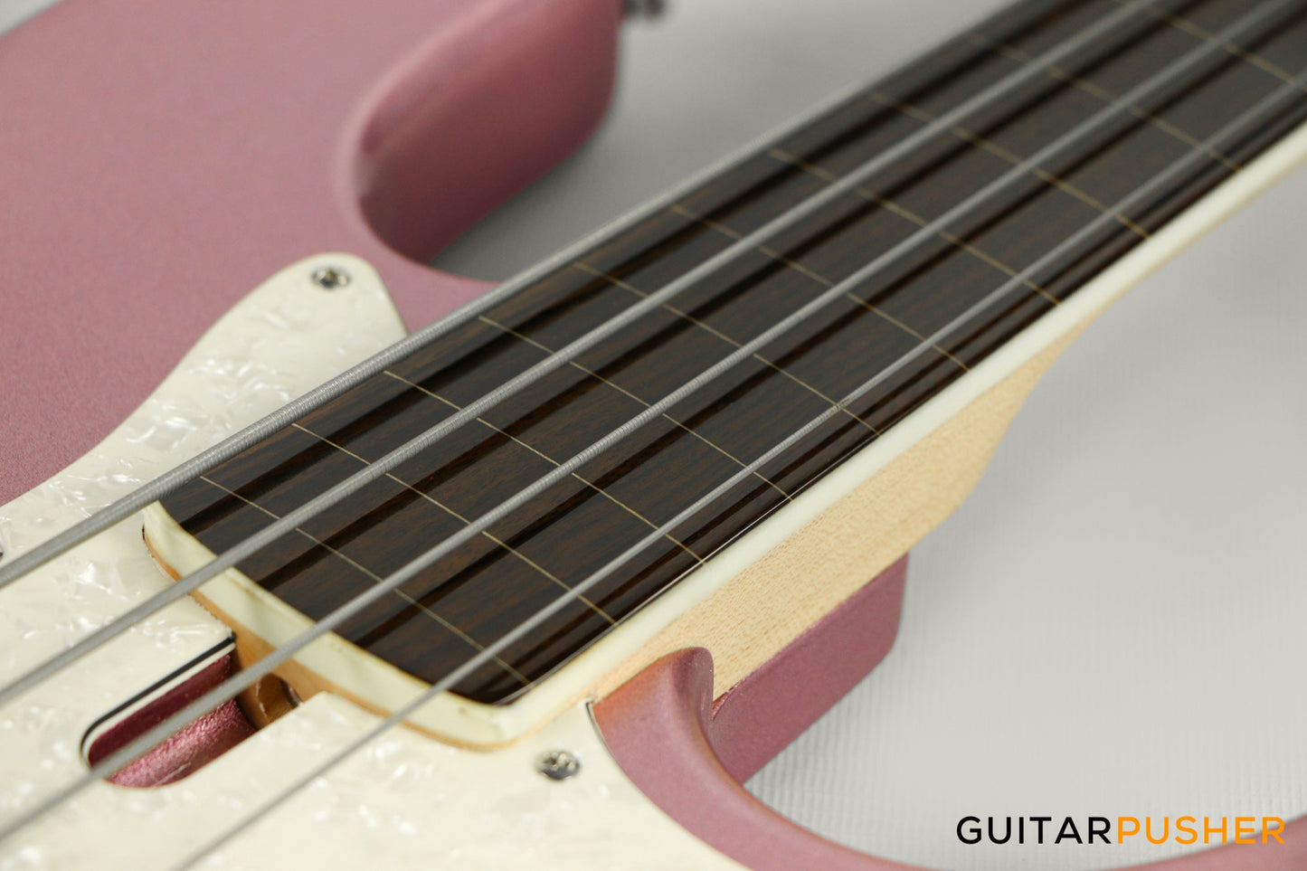 Sire V7 Alder 4-String Burgundy (2023) - FRETLESS