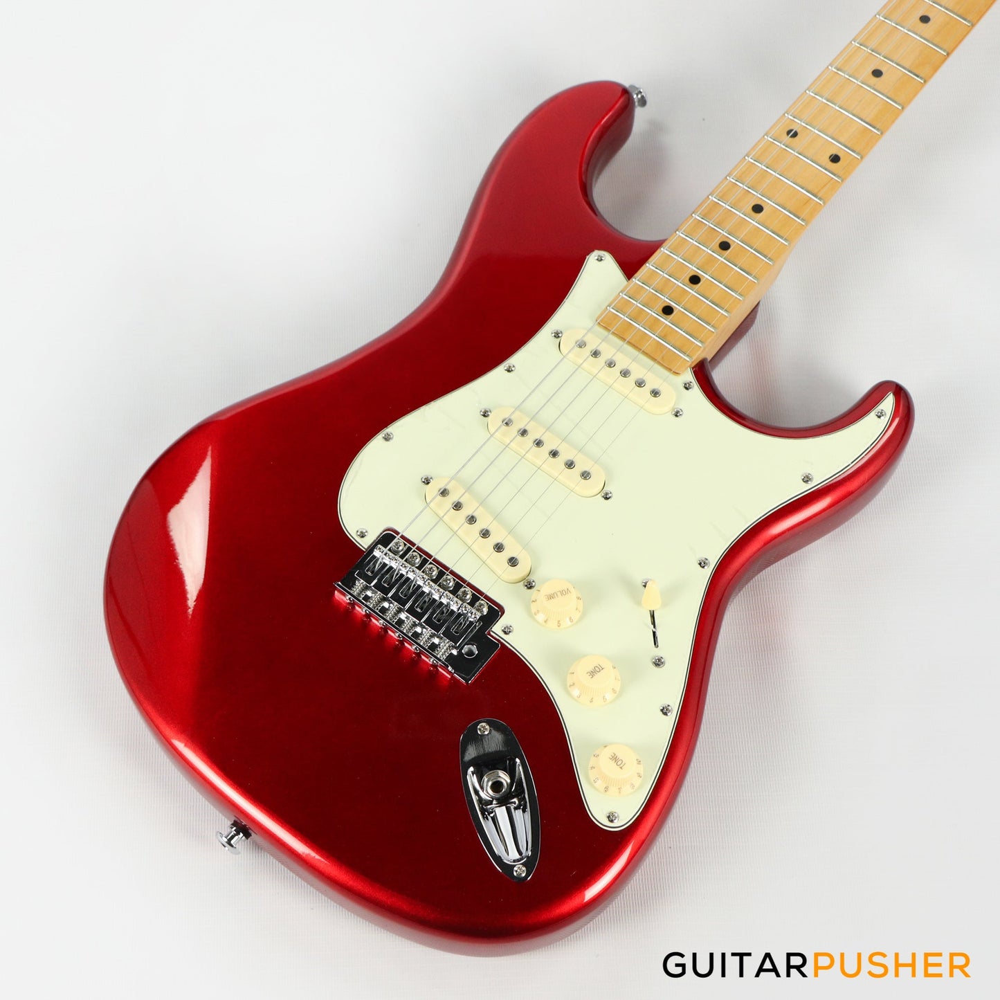 Tagima TG-530 S-Style Woodstock Series - Metallic Red