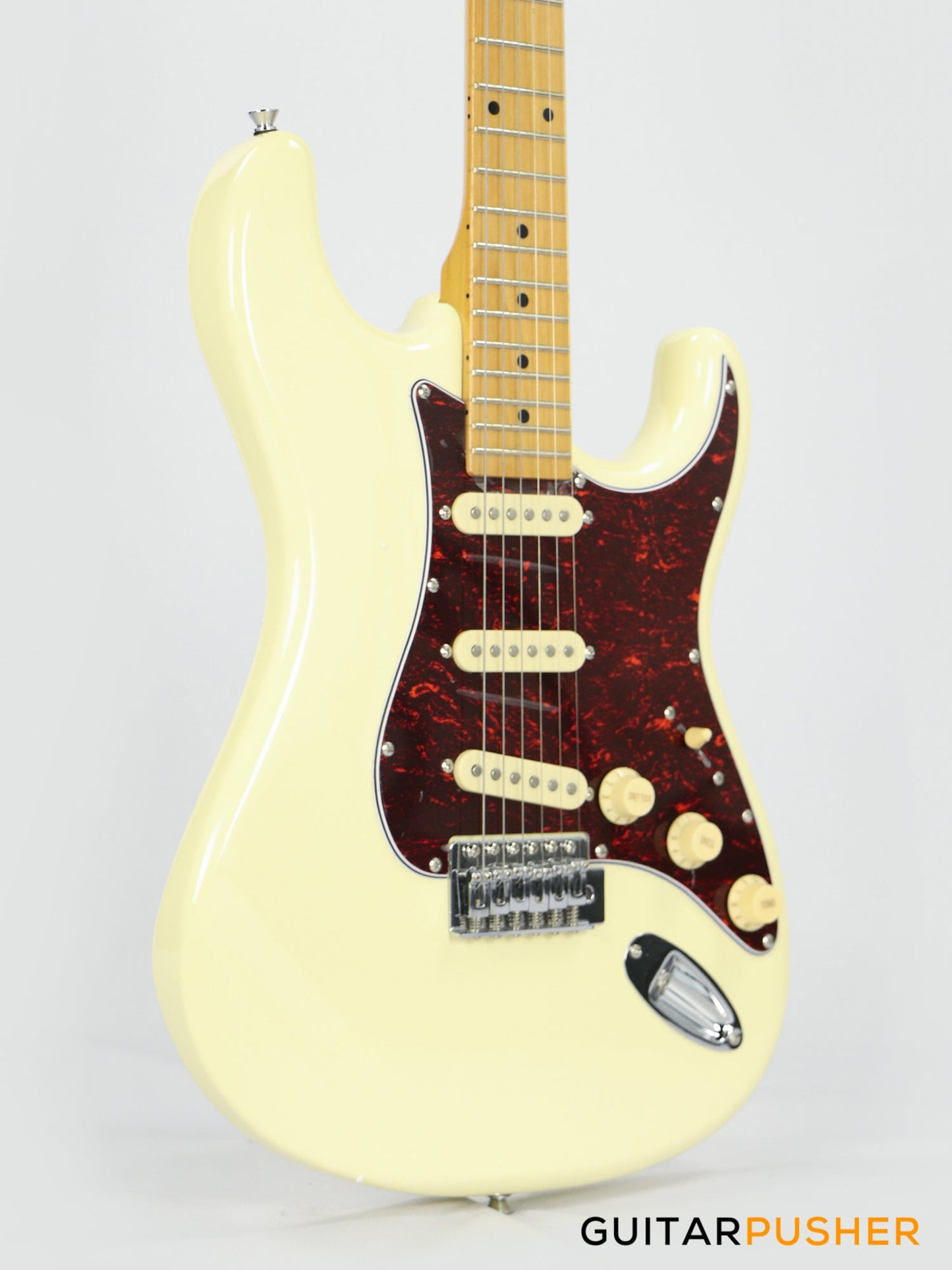 Tagima TG-530 S-Style Woodstock Series - Vintage White (Maple Fingerboard/Tortoise Shell Pickguard)