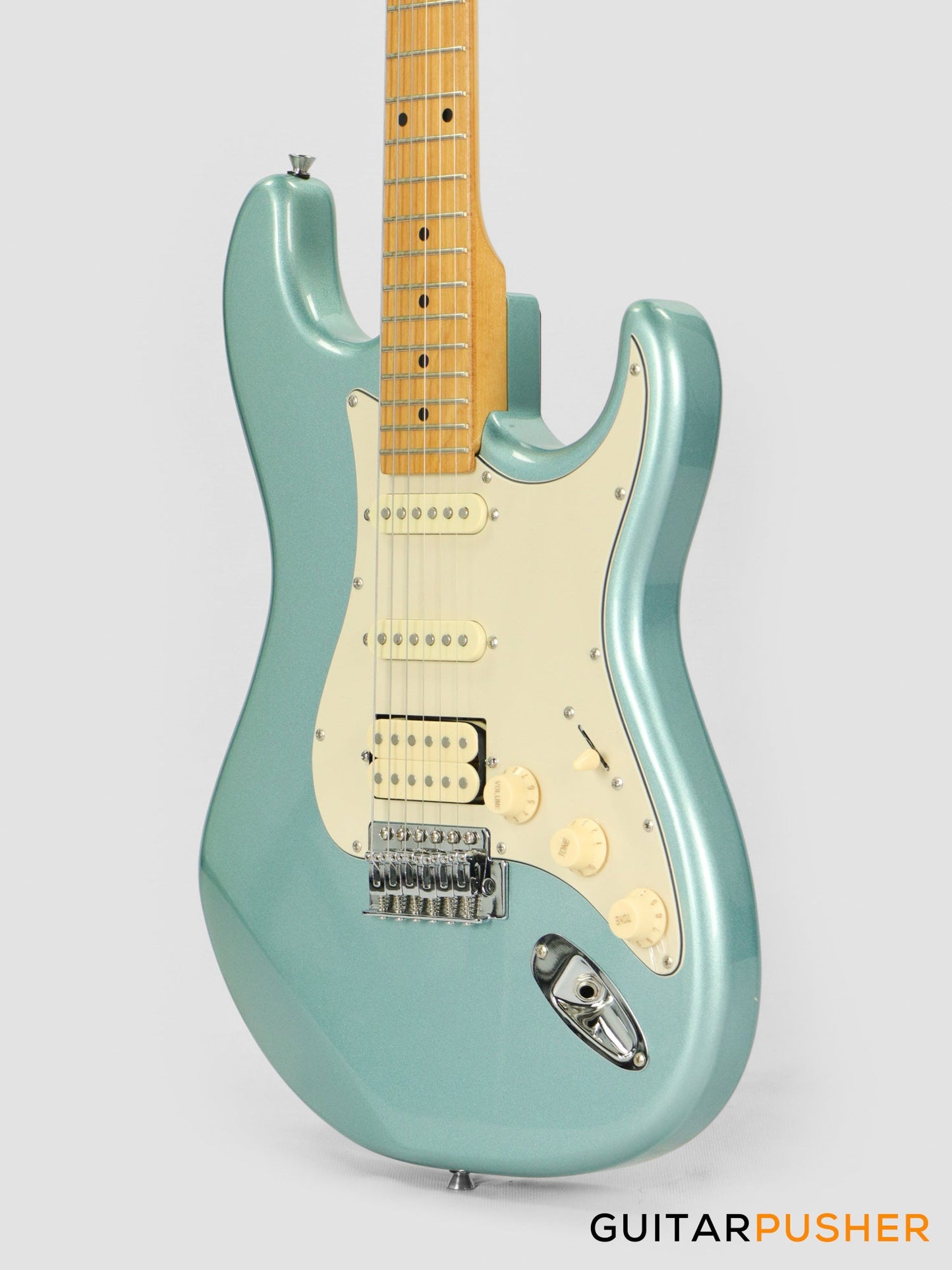 Tagima TG-540 HSS S-Style Woodstock Series - Lake Placid Blue (Maple Fingerboard/Alpine White Pickguard)