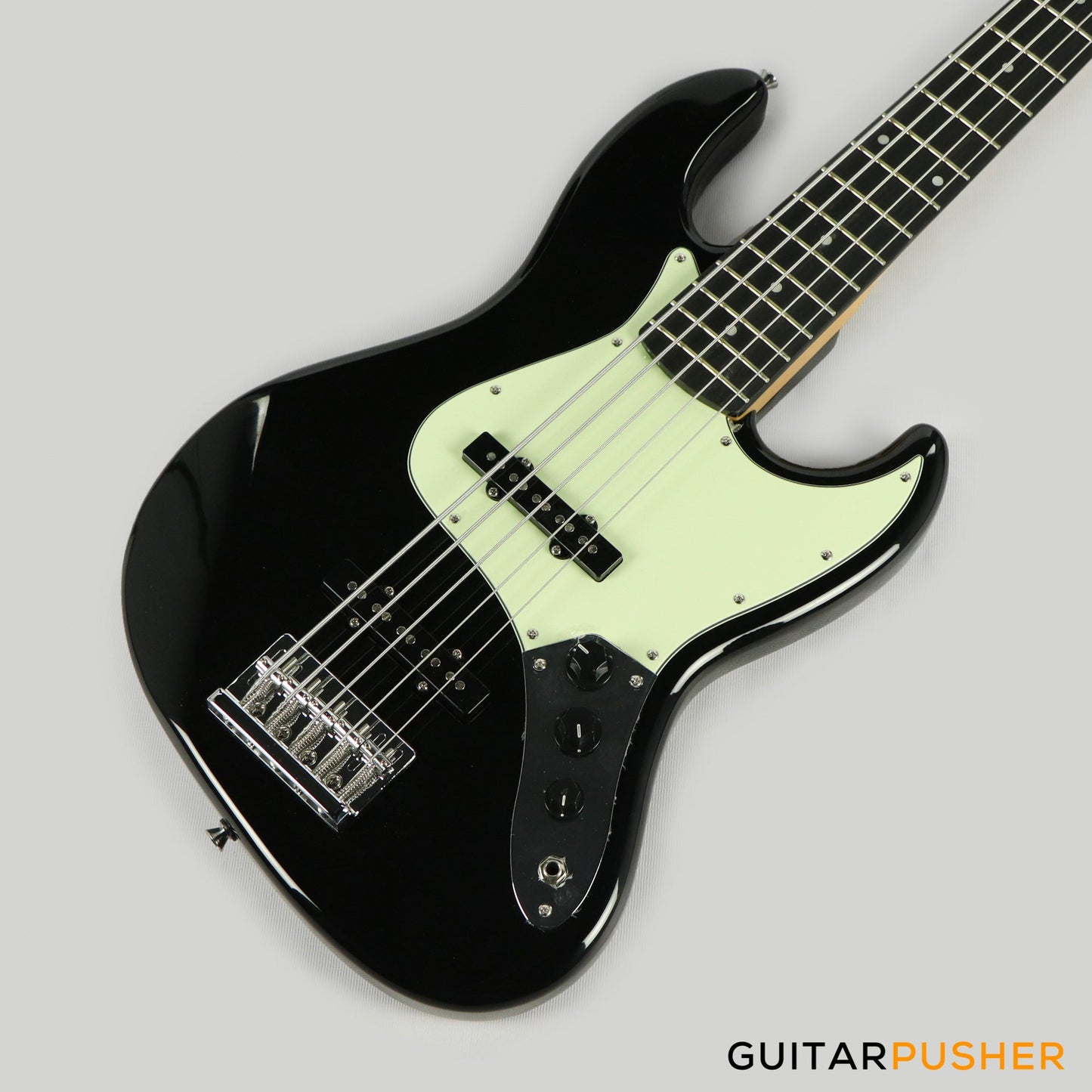 Tagima TW-73 '73 5-String Jazz Bass Black (Rosewood Fretboard /Mint Pickguard)
