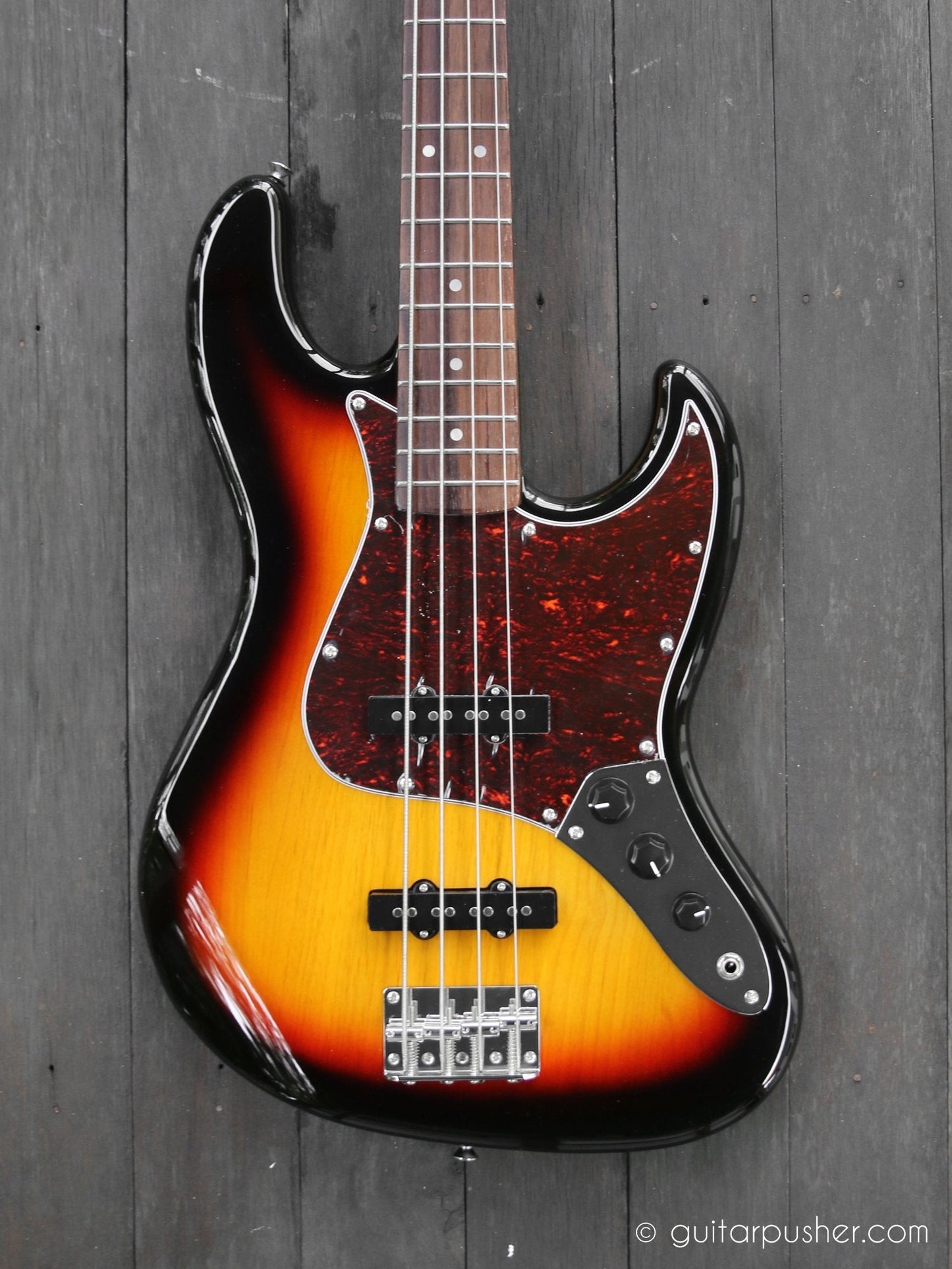 Tagima TW-73 Jazz Bass 4-String - GuitarPusher
