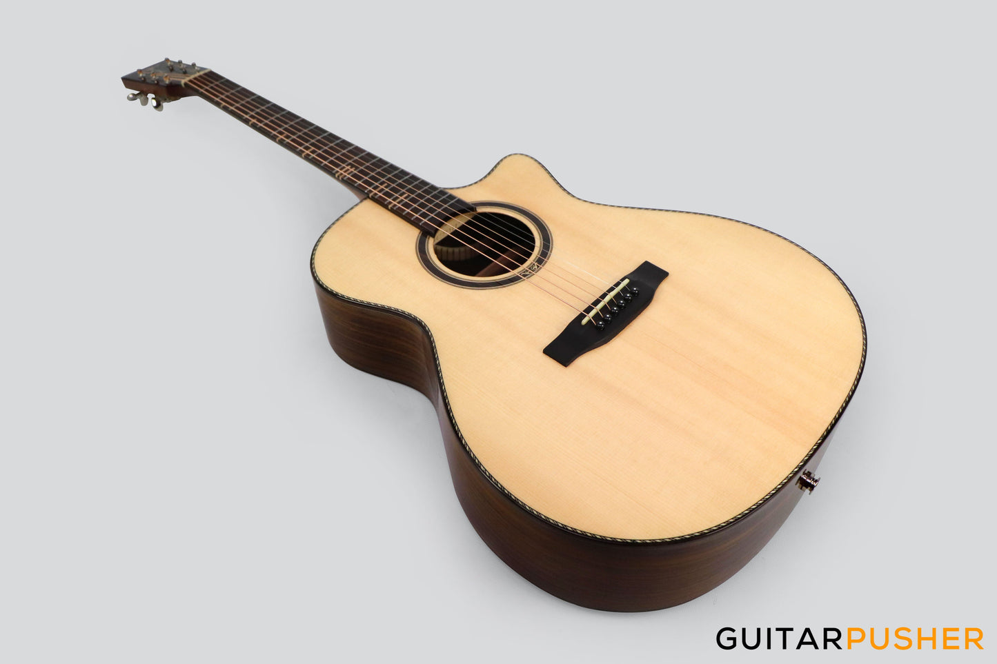 Tyma G-20 Solid Top Auditorium Acoustic-Electric Guitar Spruce/Rosewood - Natural
