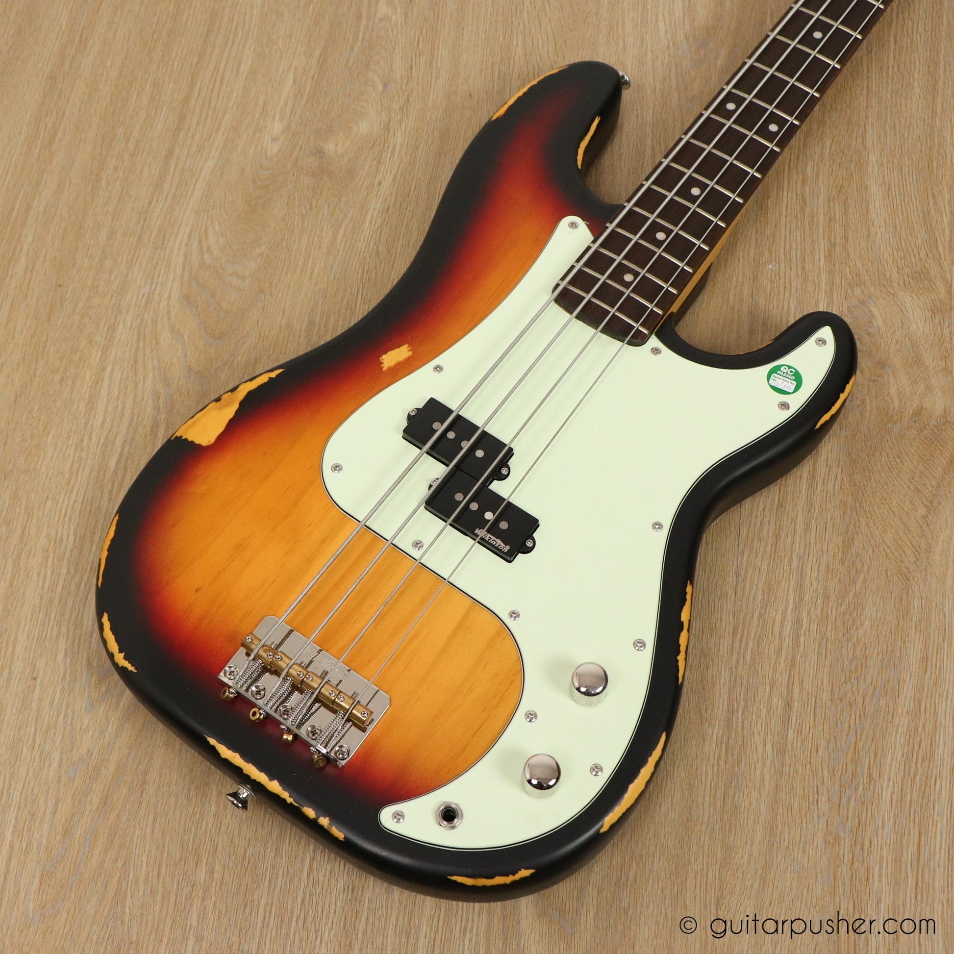 Vintage Icon V4 P Bass - GuitarPusher