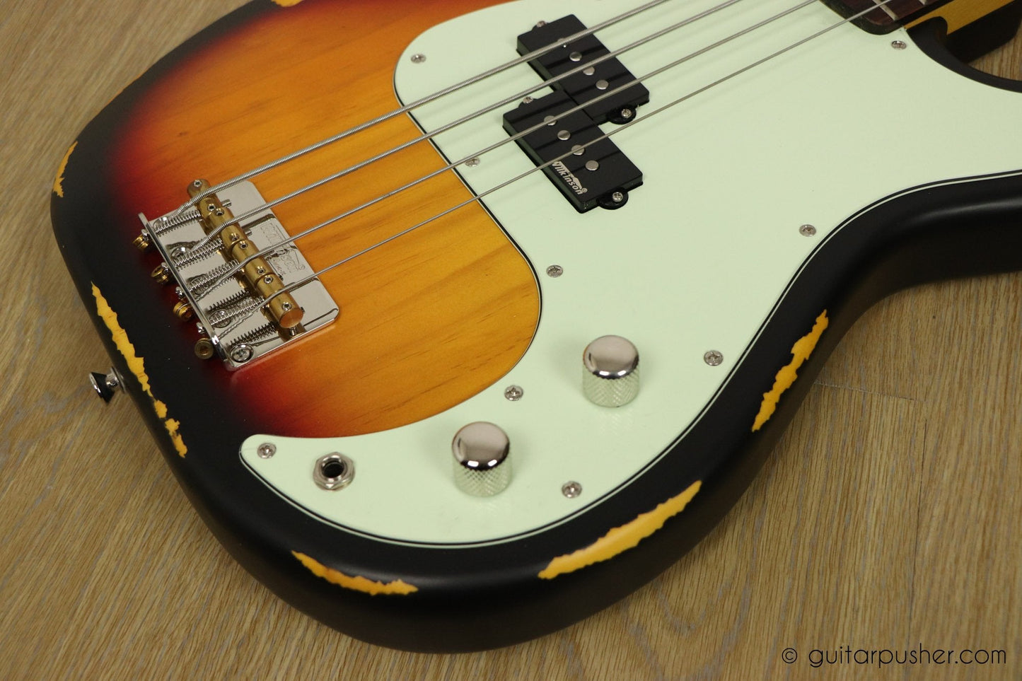 Vintage Icon V4 P Bass - GuitarPusher