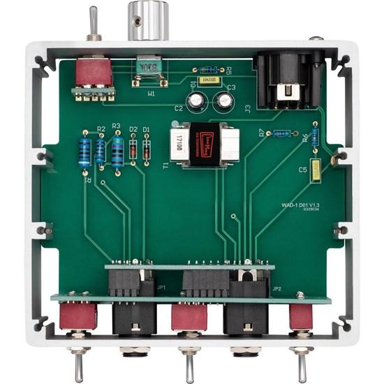Warm Audio Direct DI Box - GuitarPusher