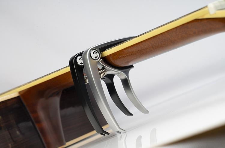 Joyo JCP-03 Light Capo - GuitarPusher