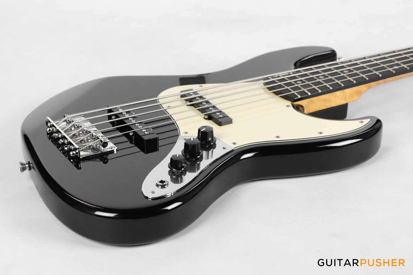 Tagima TW-73 '73 5-String Jazz Bass Black (Rosewood Fingerboard / Alpine White Pickguard)