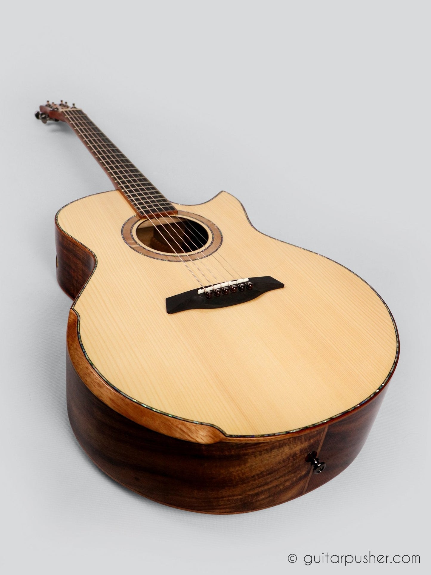 Maestro Custom Raffles All Solid Small Jumbo Acoustic Guitar Adirondack Spruce / Koa - GuitarPusher