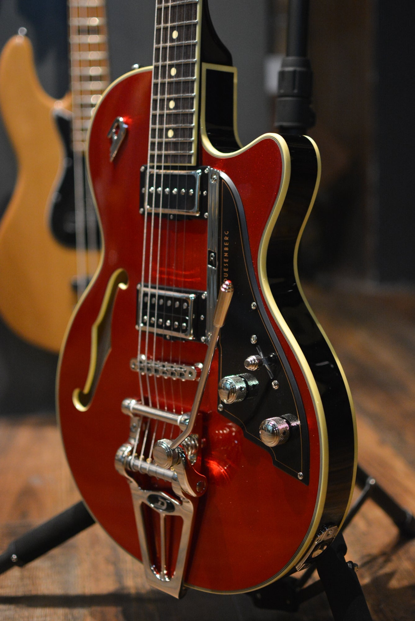 Duesenberg Guitars Starplayer III Electric Guitar (Catalina Red) w/ Hard Case