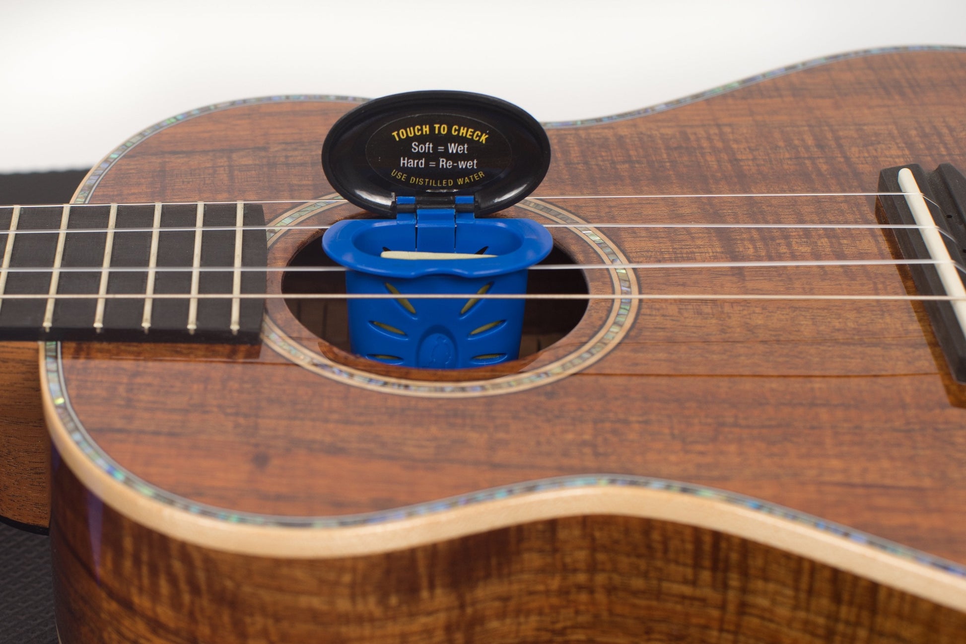 Music Nomad The Humilele - Ukulele Humidifier MN302 - GuitarPusher