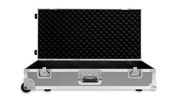 Pedaltrain Classic PRO (32 x 16) Pedalboard with Hard Case