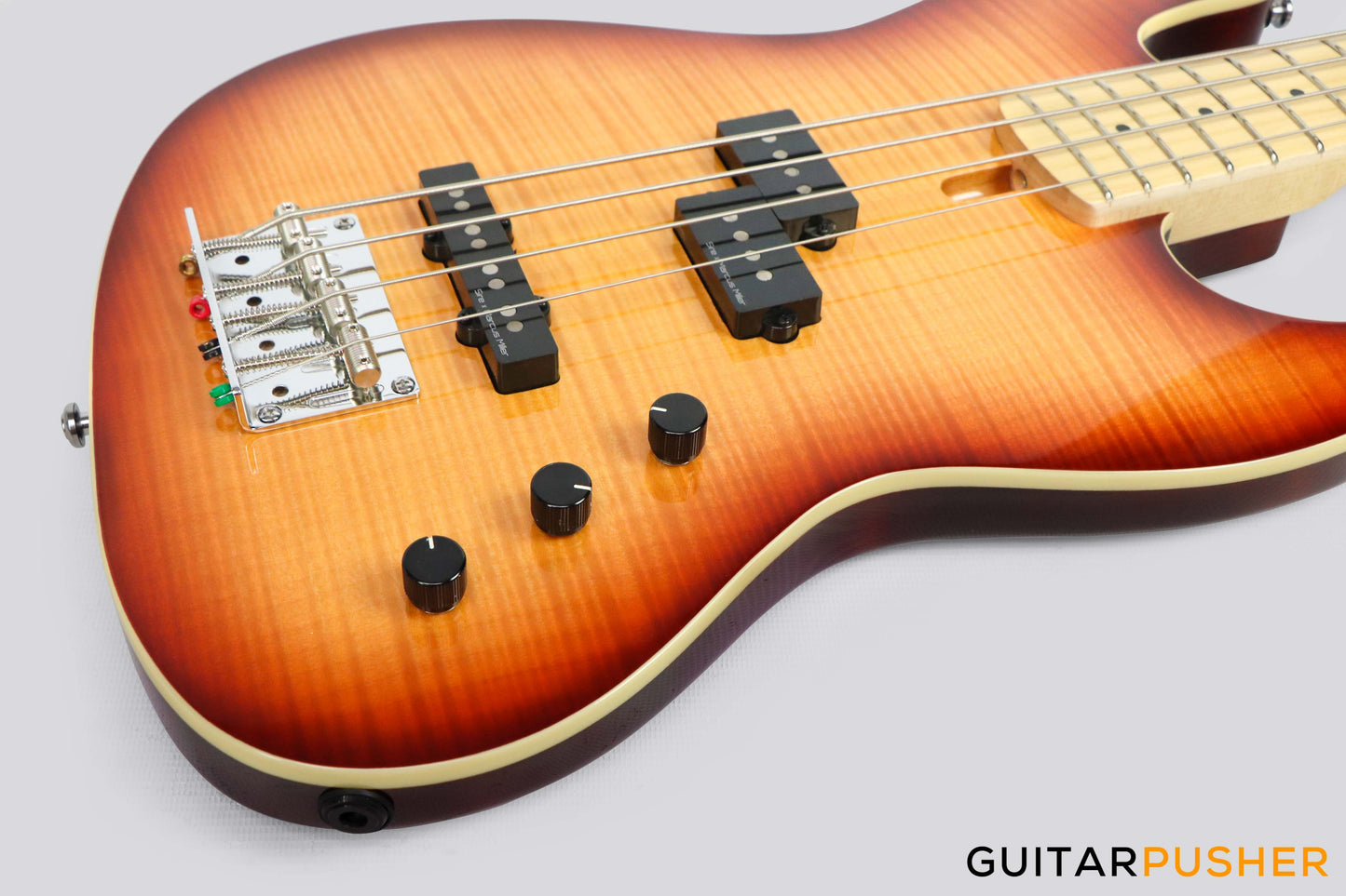 Sire U5 Alder Short Scale 4-String P+J Bass - Tobacco Sunburst