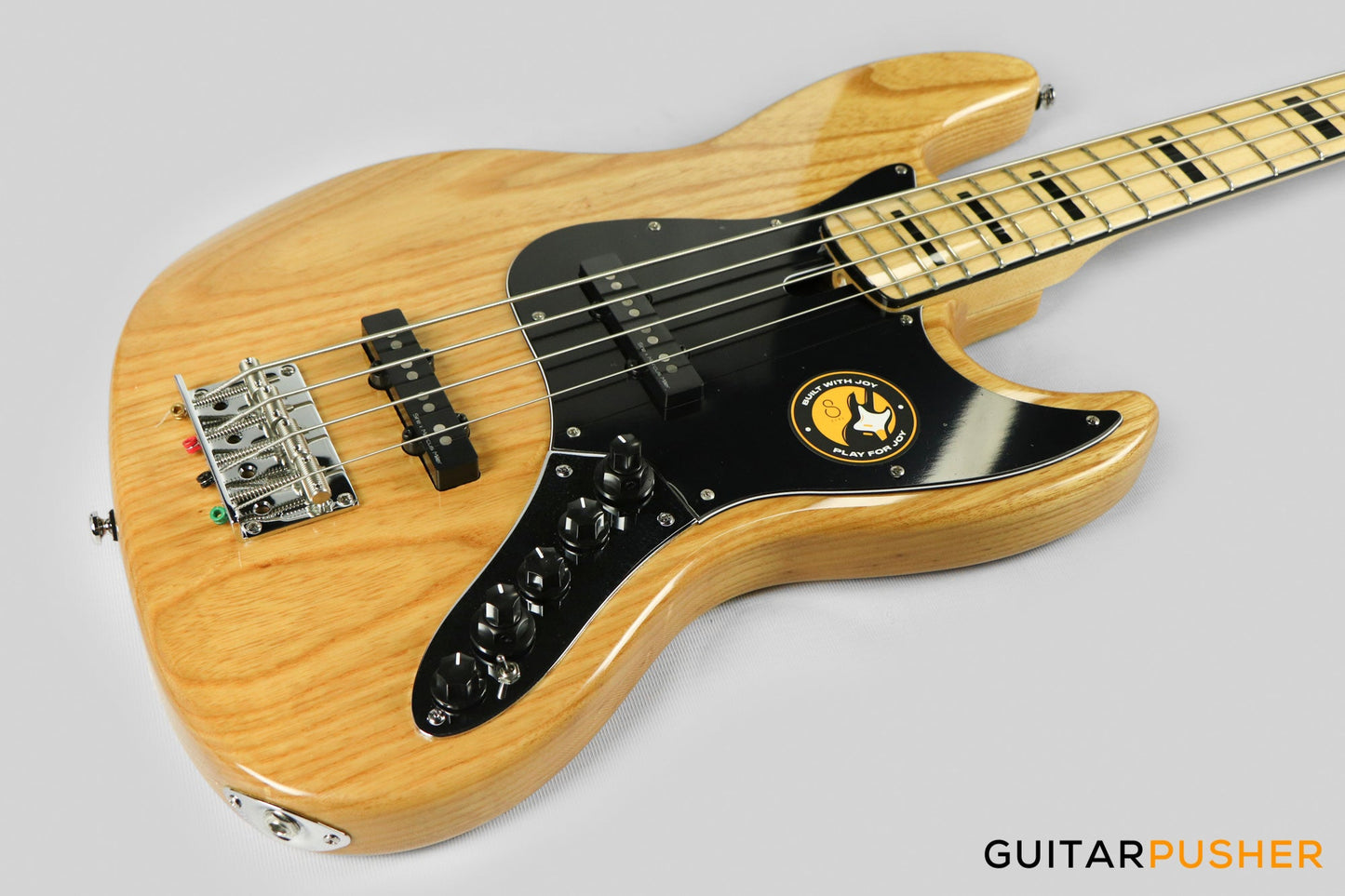 Sire V7 Vintage Swamp Ash 4-String JB Bass Natural (2023)