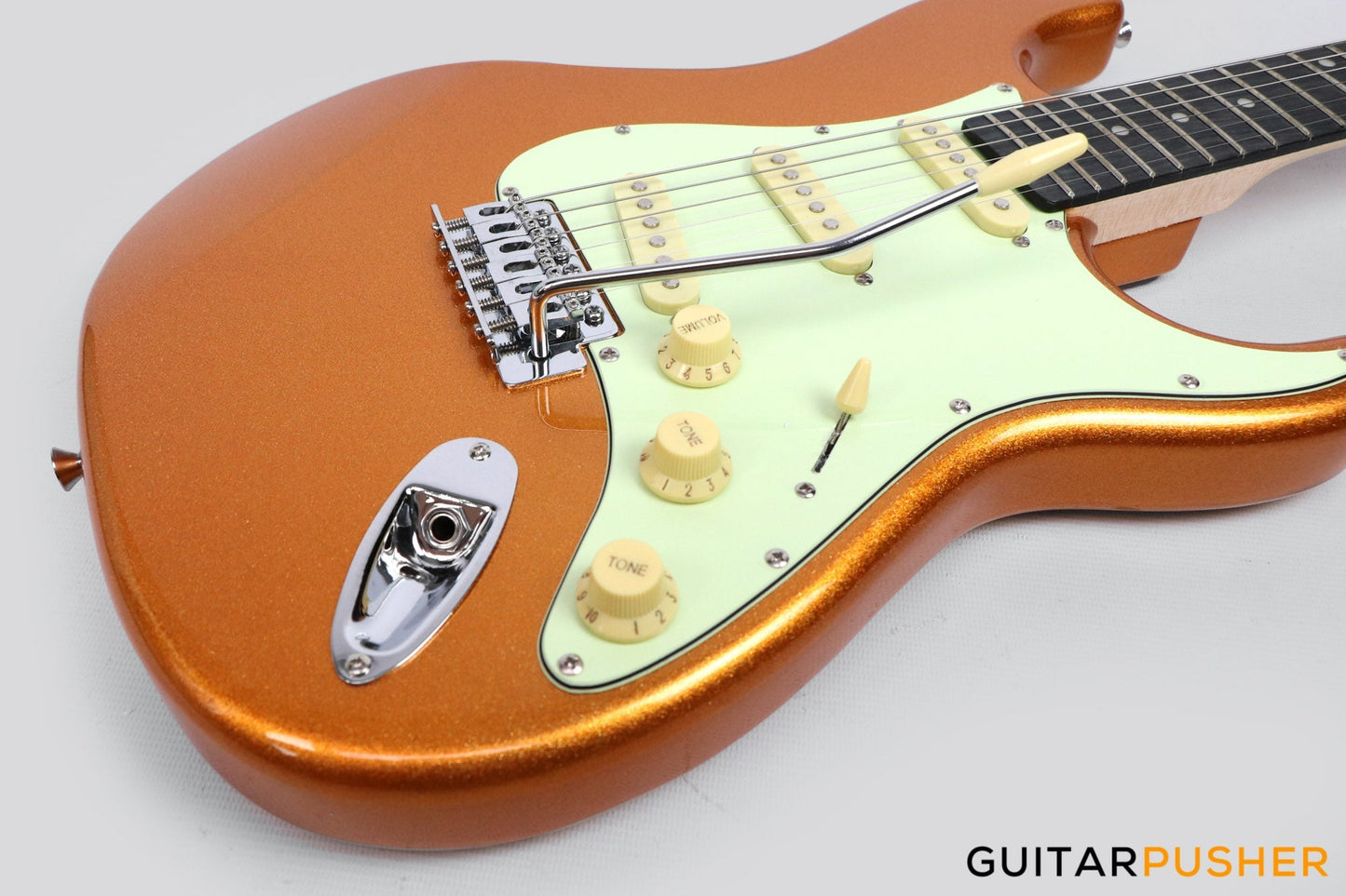 Tagima TG-500 S-Style Woodstock Series - Metallic Gold Yellow