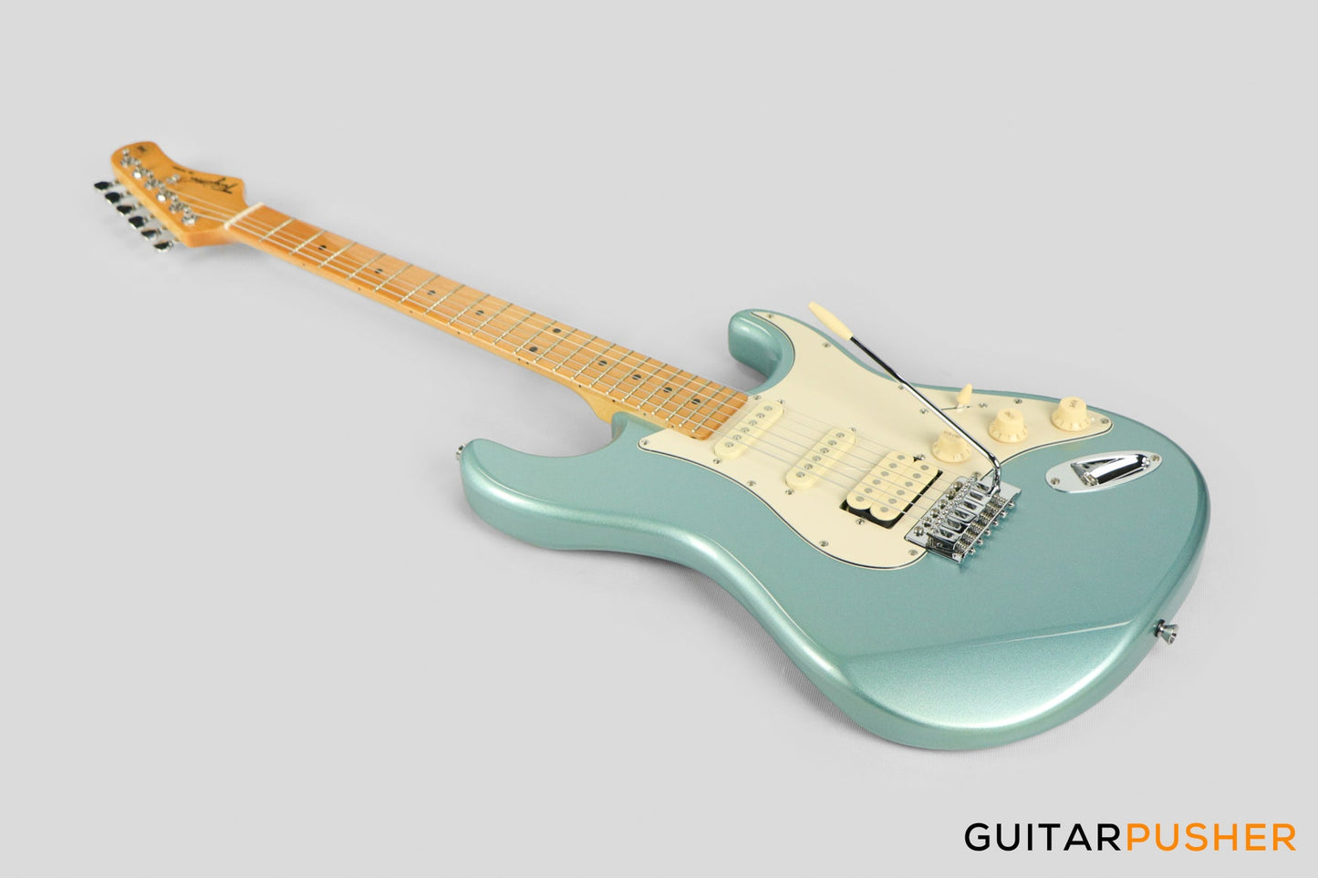 Tagima TG-540 HSS S-Style Woodstock Series - Lake Placid Blue  (Maple Fingerboard/Alpine White Pickguard)