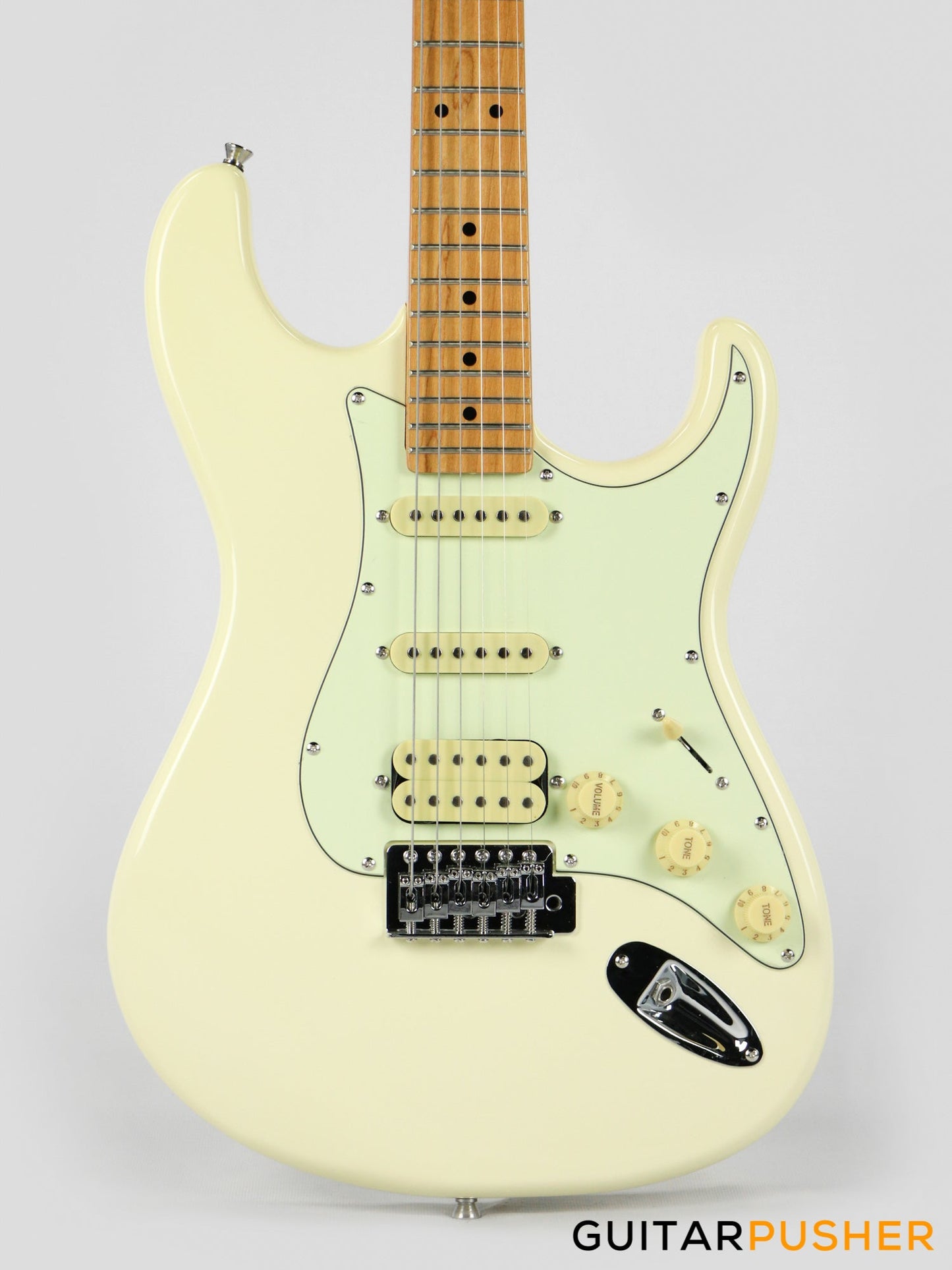 Tagima TG-540 HSS Stratocaster Woodstock Series - Vintage White