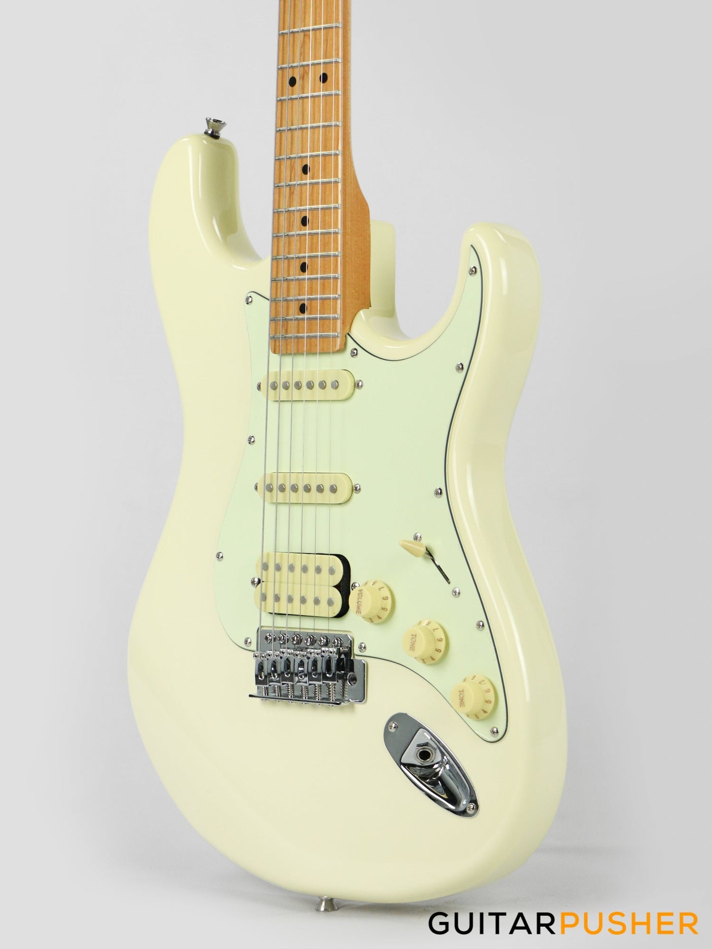 Tagima TG-540 HSS Stratocaster Woodstock Series - Vintage White