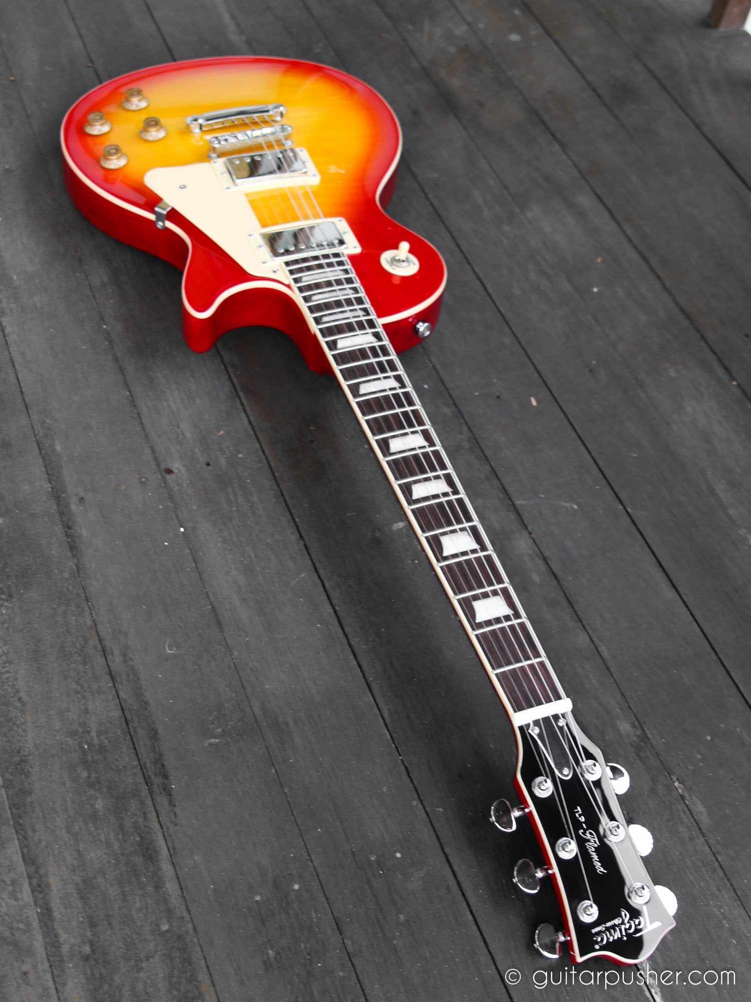 Tagima TLP Les Paul EG-535 - GuitarPusher