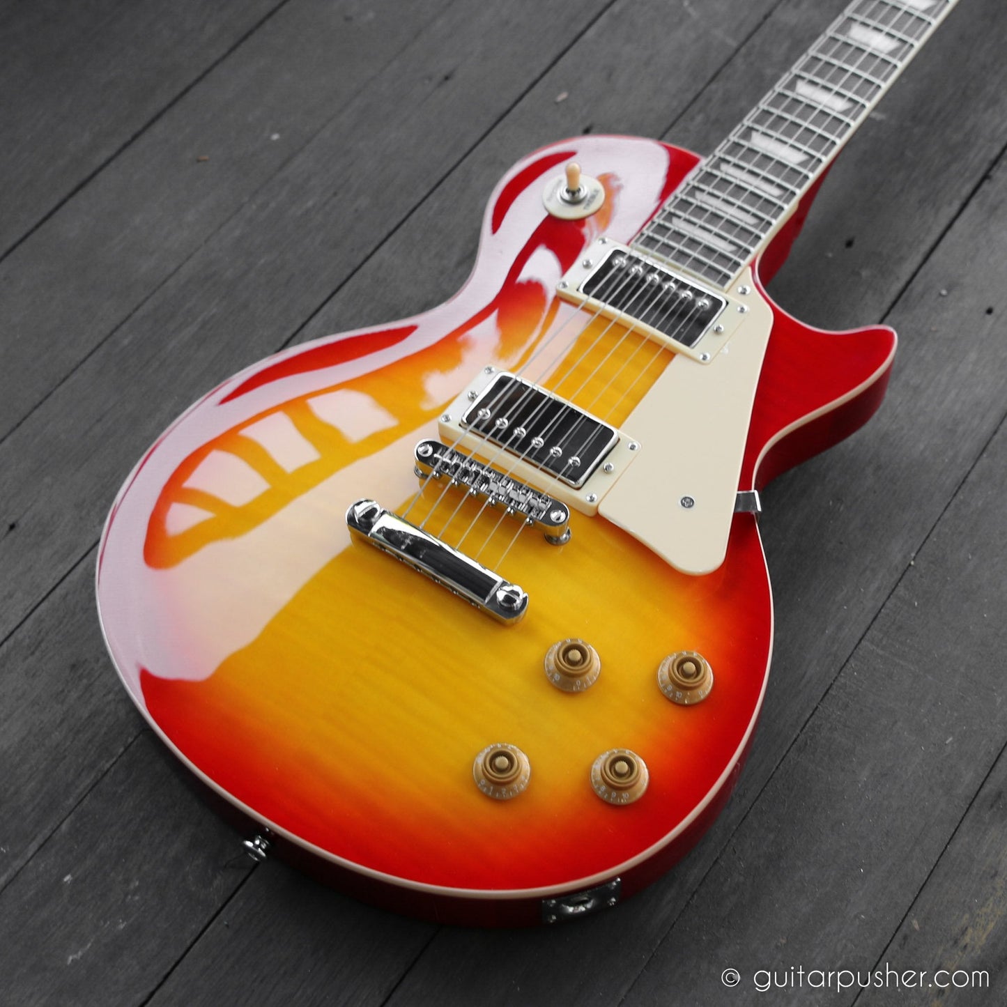Tagima TLP Les Paul EG-535 - GuitarPusher