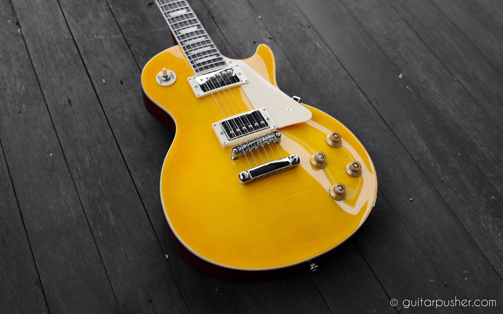 Tagima TLP Les Paul EG-535 - GuitarPusher