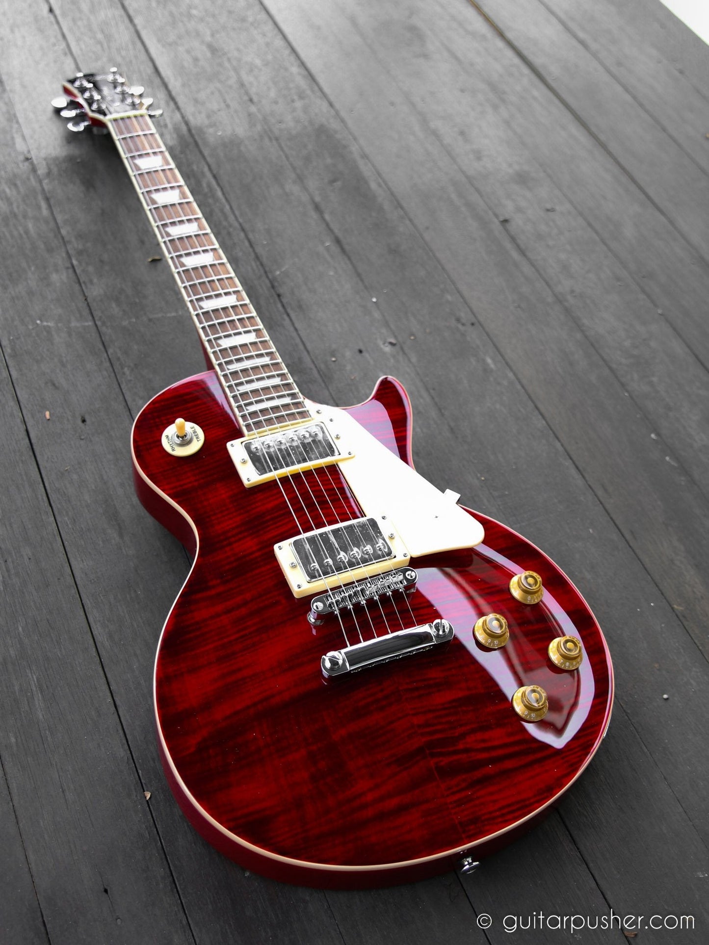 Tagima TLP Les Paul EG-535 - GuitarPusher