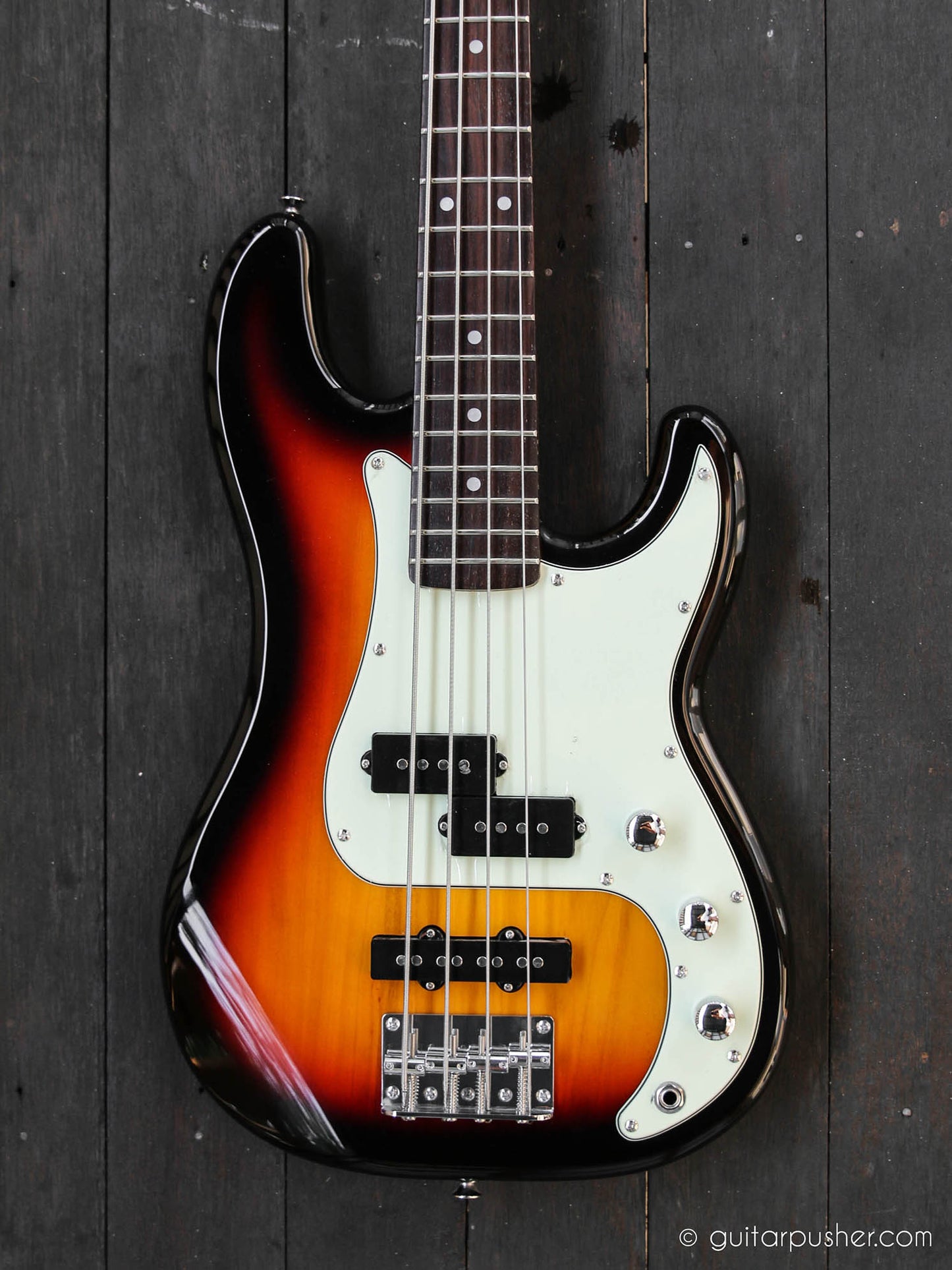 Tagima TW-65 Baby 30" Scale P+J Bass - Sunburst