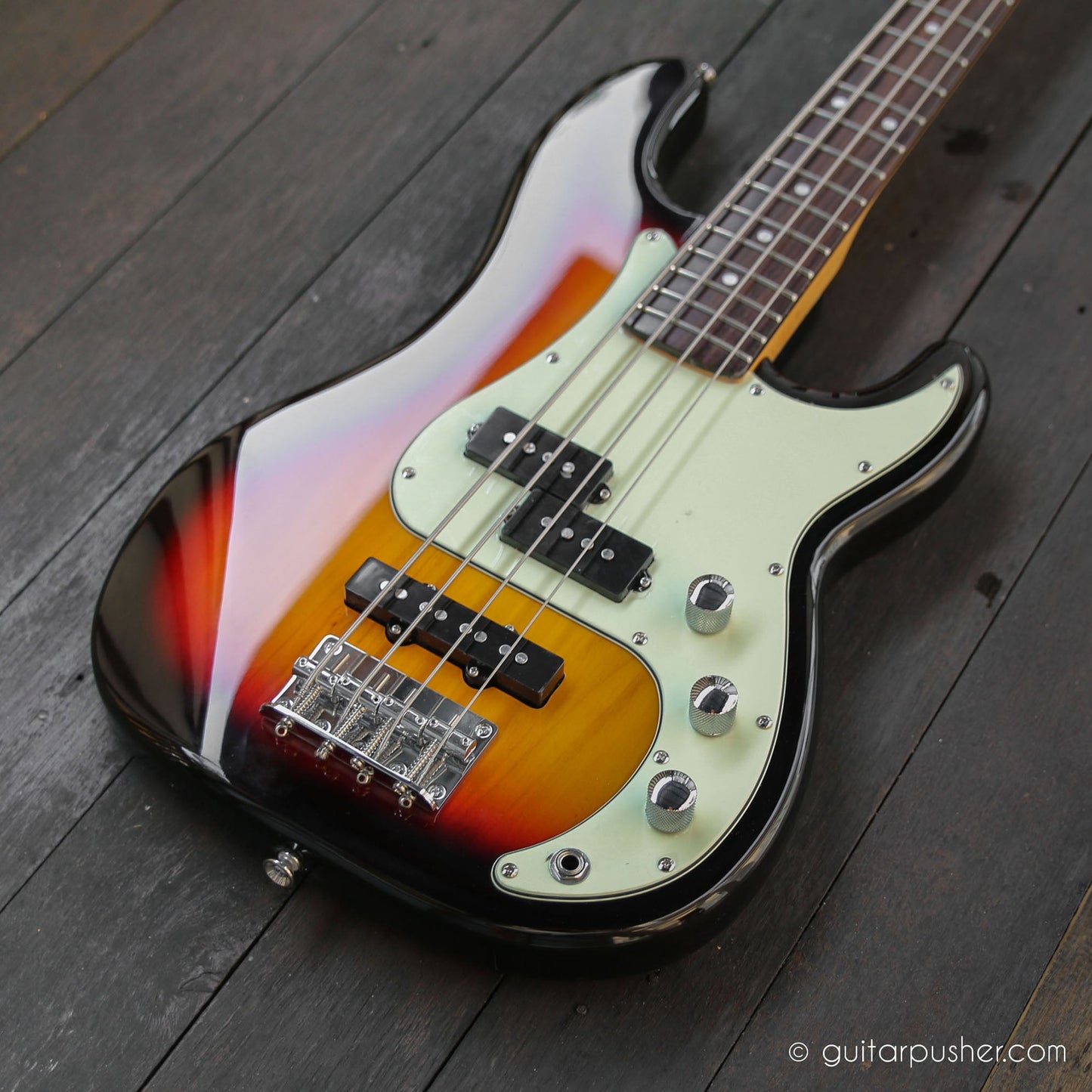 Tagima TW-65 Baby 30" Scale P+J Bass - Sunburst