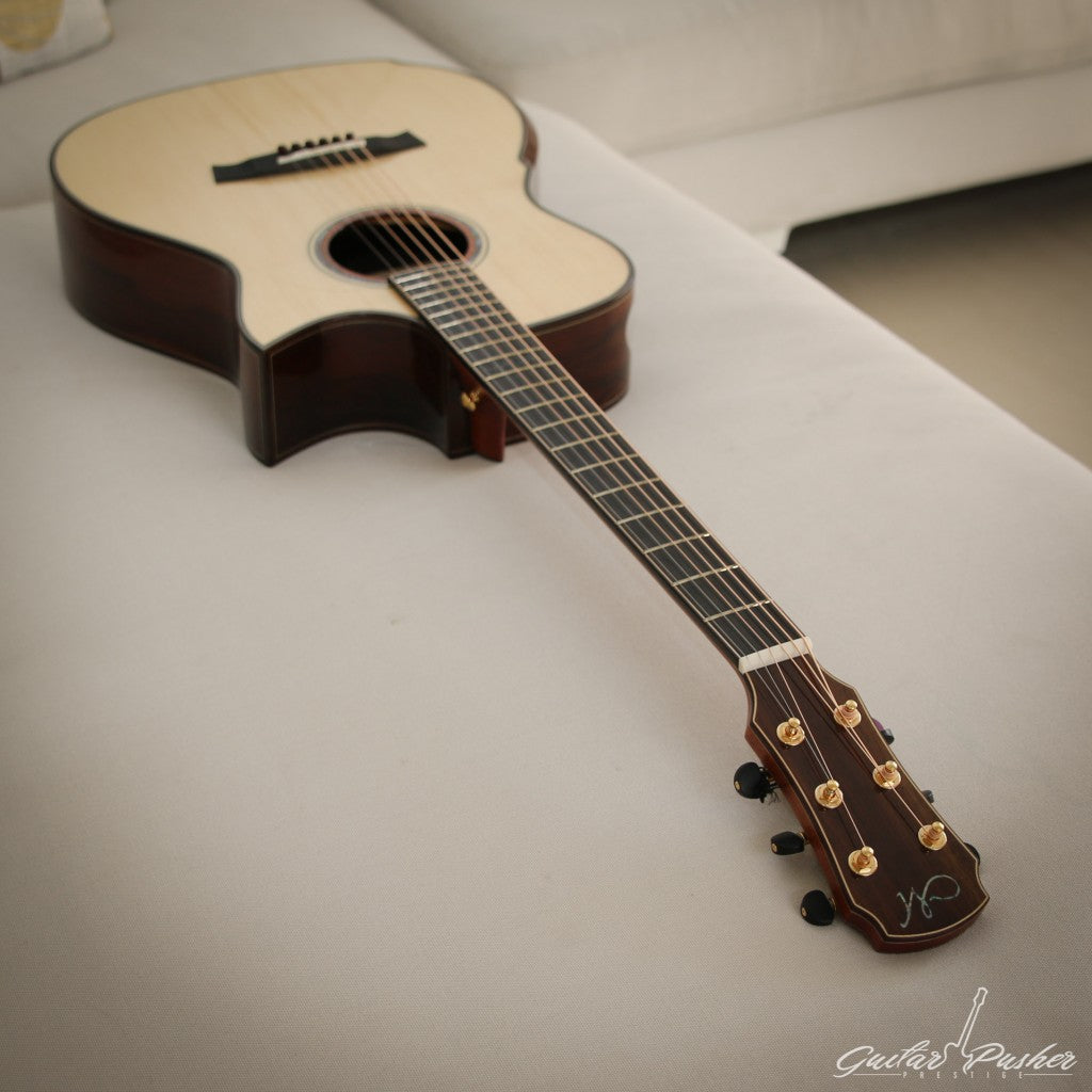 Maestro Custom Series Victoria-MR (Madagascar Rosewood) CSB